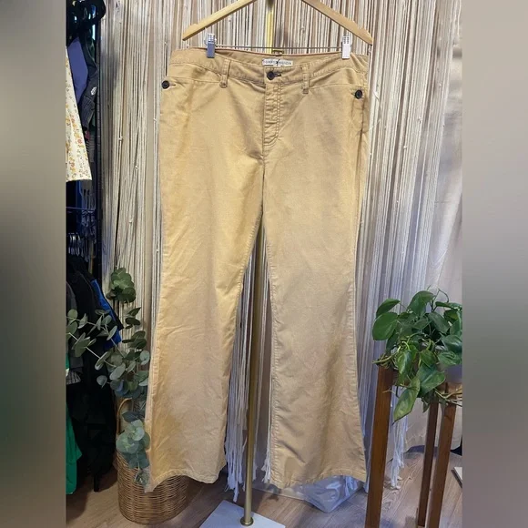 Brand new w/ tags Tommy Hilfiger corduroy pants tan/khaki 2 front button pockets - Picture 6 of 12